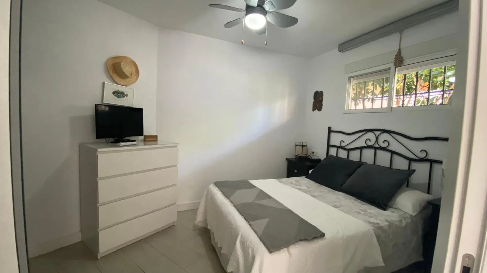Acogedor Y Luminoso Apartamento En Benajarafe マラガ 0*,  スペイン